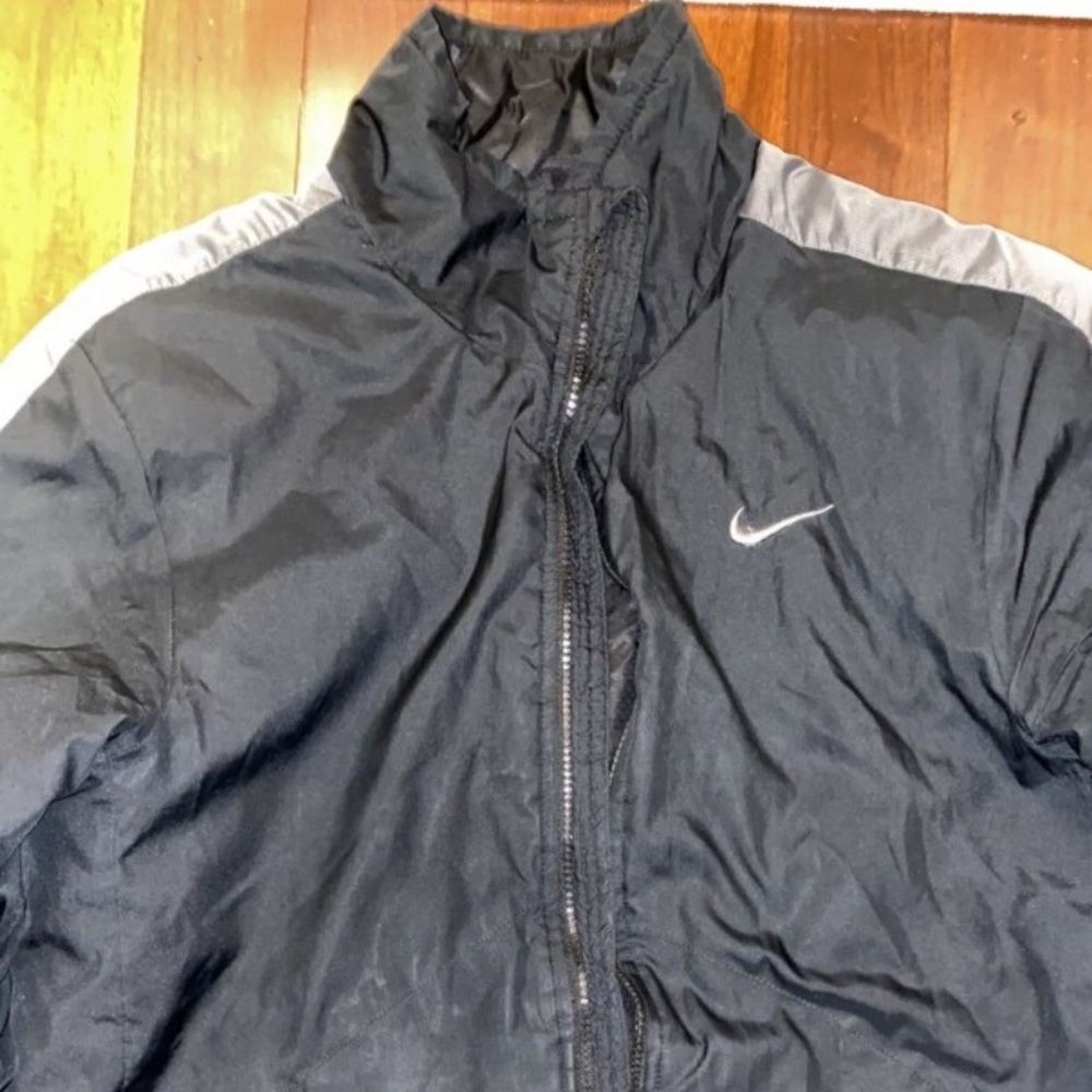 Vintage Nike puffer jacket